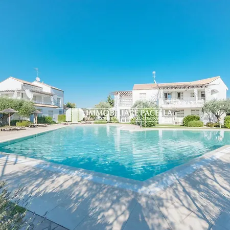 Villaggio Les Maisons - Immobiliare Pacella *